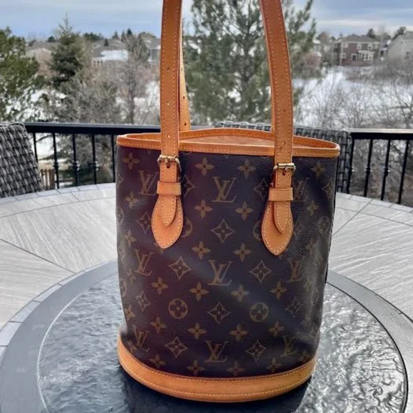 Louis Vuitton Petit Bucket Monogram - Picture 3 of 5
